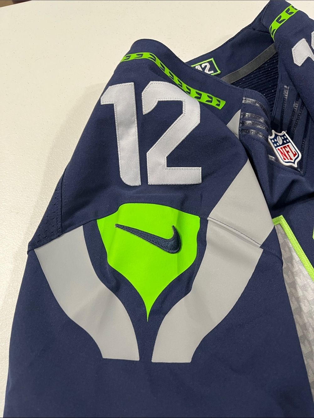 Seattle Seahawks Dark Navy Home Jersey #12 Fan - Picture 5 of 7